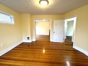 4057 Washington St, Unit 2 in Boston, MA - Building Photo - Building Photo