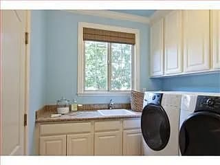 740 Mayview Ave in Palo Alto, CA - Building Photo - Building Photo