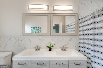 996 Fair St SW in Atlanta, GA - Building Photo - Building Photo