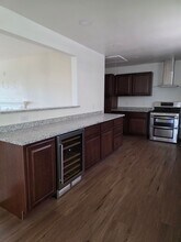 3510 W Plumb Ln in Reno, NV - Building Photo - Building Photo