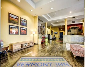 Vermont Inn in Seattle, WA - Building Photo - Building Photo