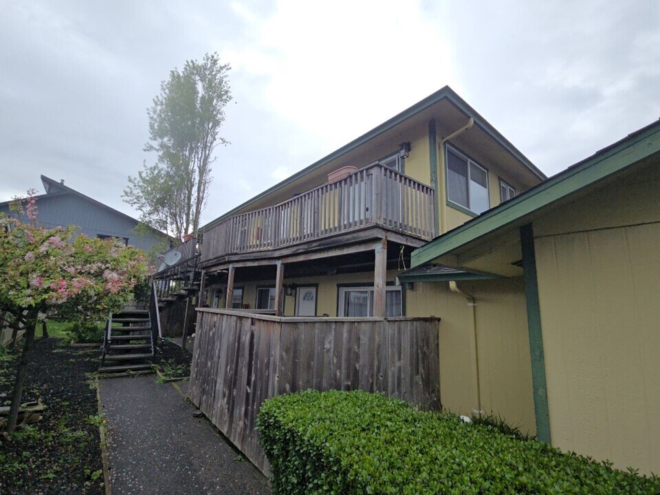 5330 Carolyn Ct in Eureka, CA - Building Photo