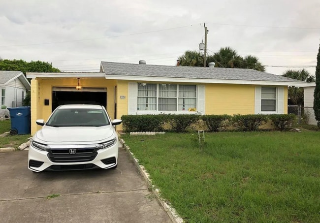 property at 23 Hibiscus Dr