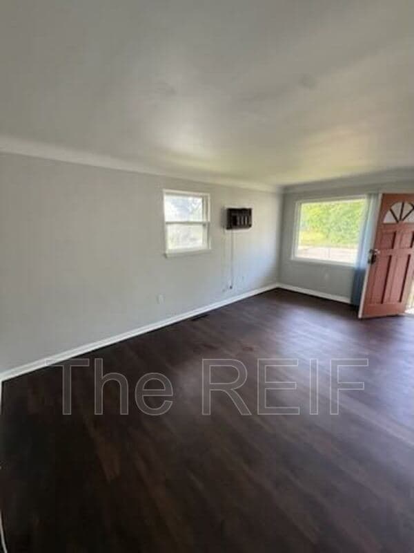 property at 742 E Bundy Ave