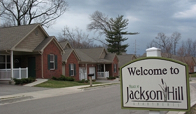 Village at Jackson Hill in Muskegon, MI - Foto de edificio
