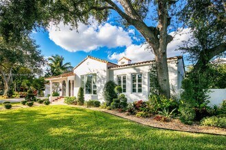 113 NE 101st St in Miami Shores, FL - Building Photo - Building Photo