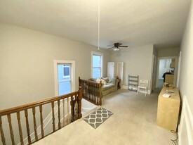 10 Carmel St, Unit 3 in Boston, MA - Building Photo - Building Photo