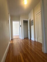 1860 Commonwealth Ave, Unit 11 in Boston, MA - Building Photo - Building Photo