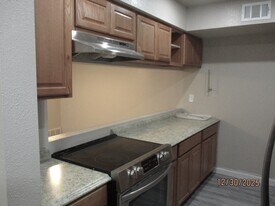 3861 Montgomery Blvd NE in Albuquerque, NM - Building Photo