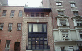 59 E 77th St Apartments