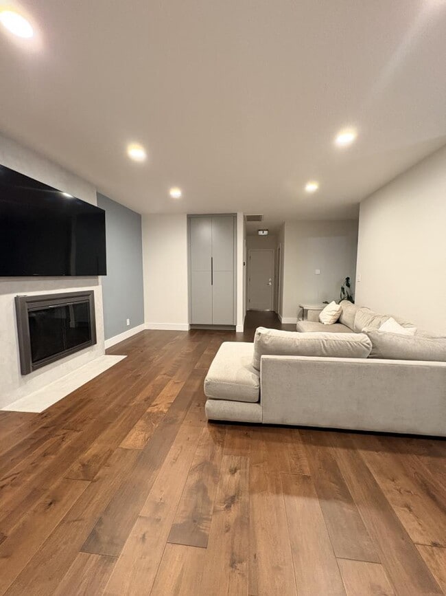 property at 1204 Lubich Dr