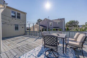 28 Brookdale Ave in Milford, CT - Building Photo - Building Photo