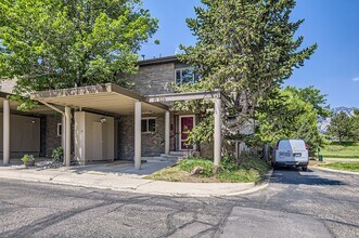 1538 Chambers Dr in Boulder, CO - Building Photo - Building Photo