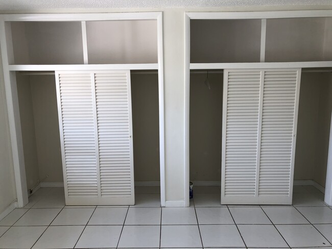 7350 SW 82nd St, Unit C224 in Miami, FL - Building Photo - Building Photo