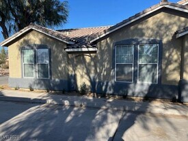 4979 Midnight Oil Dr in Las Vegas, NV - Building Photo