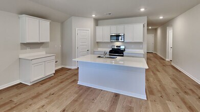 2825 Otis Ln in Oklahoma City, OK - Building Photo - Building Photo