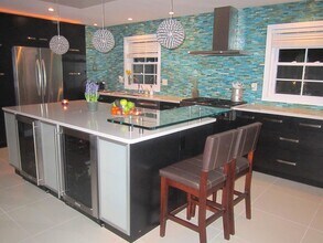 8907 Mohawk Ln in Bethesda, MD - Foto de edificio - Building Photo