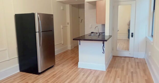 property at 1324 Locust St