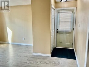 156 Moira St E in Belleville, ON - Building Photo - Building Photo