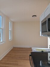 213 Liberty Square-Unit -A in Norwalk, CT - Building Photo - Building Photo