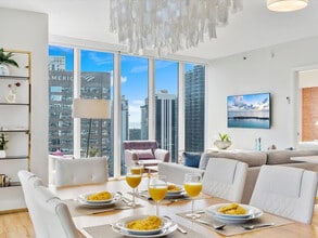 485 Brickell Ave in Miami, FL - Building Photo - Building Photo