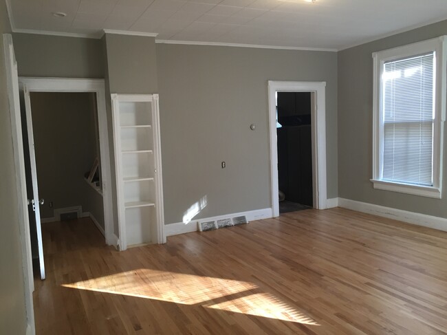 1111 Williamson St, Unit 1