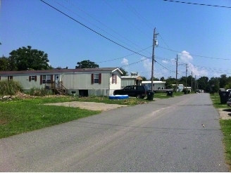 Lands End MHP in Warner Robins, GA - Building Photo