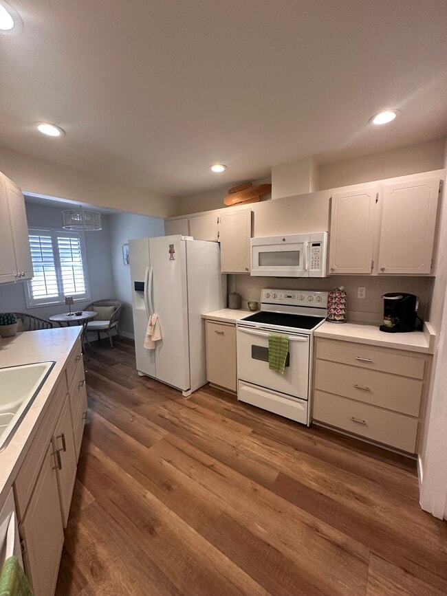 17247 N 106th Ave in Sun City, AZ - Building Photo - Building Photo
