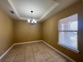 514 Norwich Loop in Laredo, TX - Building Photo - Building Photo