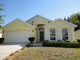 30450 Wrencrest Dr in Zephyrhills, FL - Building Photo