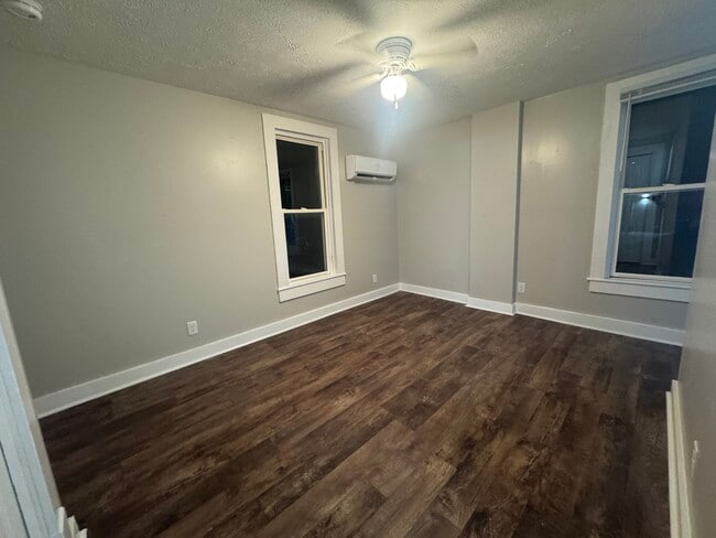 2105 Park Ave, Unit C in Paducah, KY - Building Photo - Building Photo