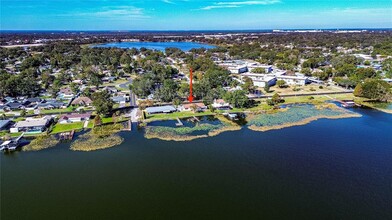 202 N Lake Howard Dr in Winter Haven, FL - Building Photo - Building Photo