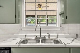 5720 Skylark Dr in Alexandria, LA - Building Photo - Building Photo