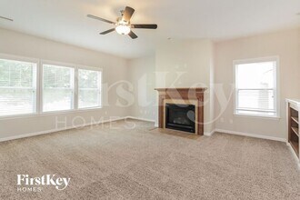 111 N Cromwell Dr in Mooresville, NC - Building Photo - Building Photo