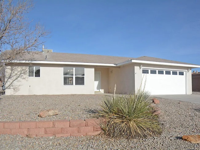 property at 668 Silver Saddle Rd SE