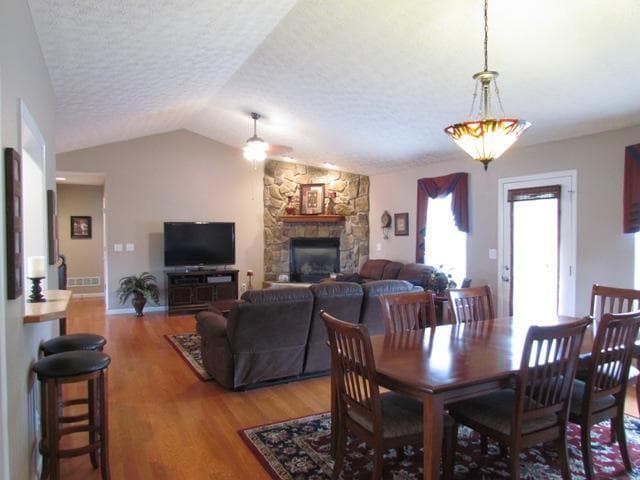 property at 120 Ridgeview Dr