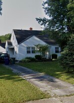 1279 E N Broadway St in Columbus, OH - Building Photo