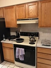 2000 Parkside Dr in Park Ridge, IL - Building Photo - Building Photo