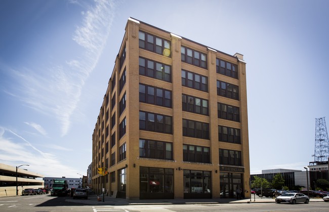 The Sinclair in Buffalo, NY - Foto de edificio - Building Photo