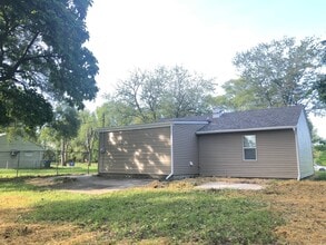 2741 Central Ave in Gary, IN - Building Photo - Building Photo