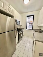 WEST 45 STREET, Unit 2E in New York, NY - Building Photo - Building Photo