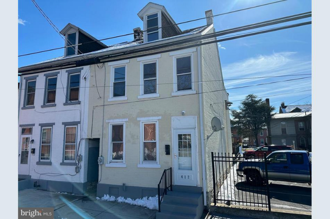 property at 412 Spring St