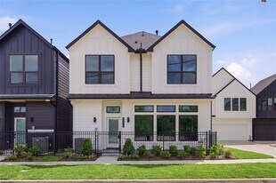4603 Harrisburg Blvd in Houston, TX - Building Photo