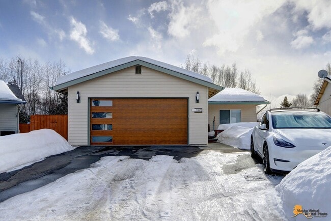 property at 2310 Leopard Cir
