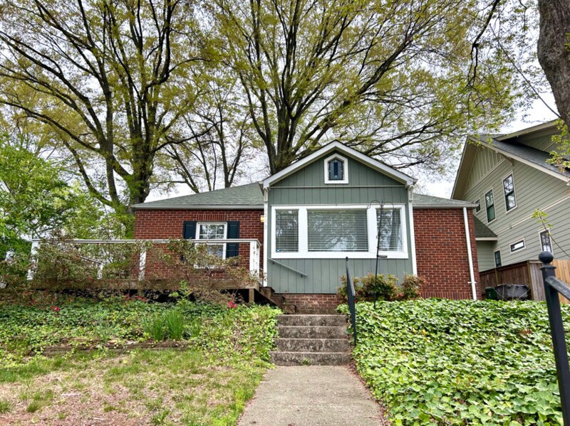 2515 Chesterfield Ave in Charlotte, NC - Building Photo