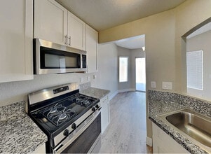 1413 Braided Mane Cir in Henderson, NV - Building Photo - Building Photo