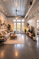 572 Edgewood Ave SE in Atlanta, GA - Building Photo