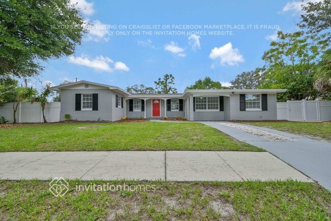 450 Iris Rd in Casselberry, FL - Foto de edificio - Building Photo