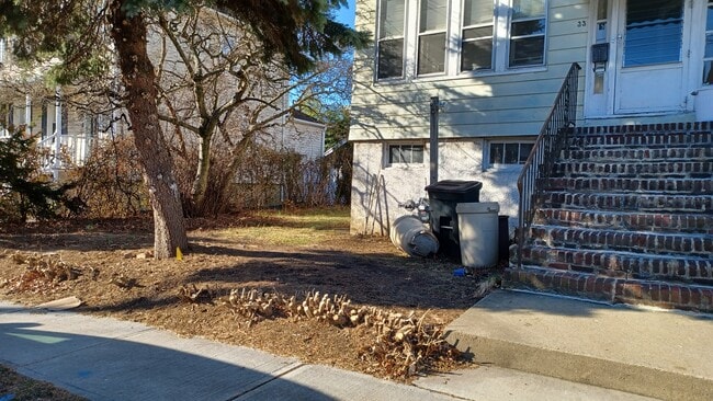 33 Center St, Unit 1 in Little Ferry, NJ - Building Photo - Building Photo