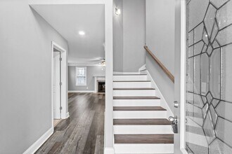 1864 Rains Rd in Clarksville, TN - Building Photo - Building Photo